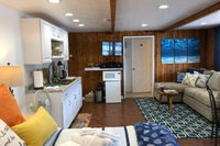 Asta Waterfront Suite