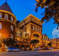 Best Western Plus Windsor Hotel - Accommodation Missouri