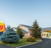 Super 8 by Wyndham McCall - Accommodation Missouri