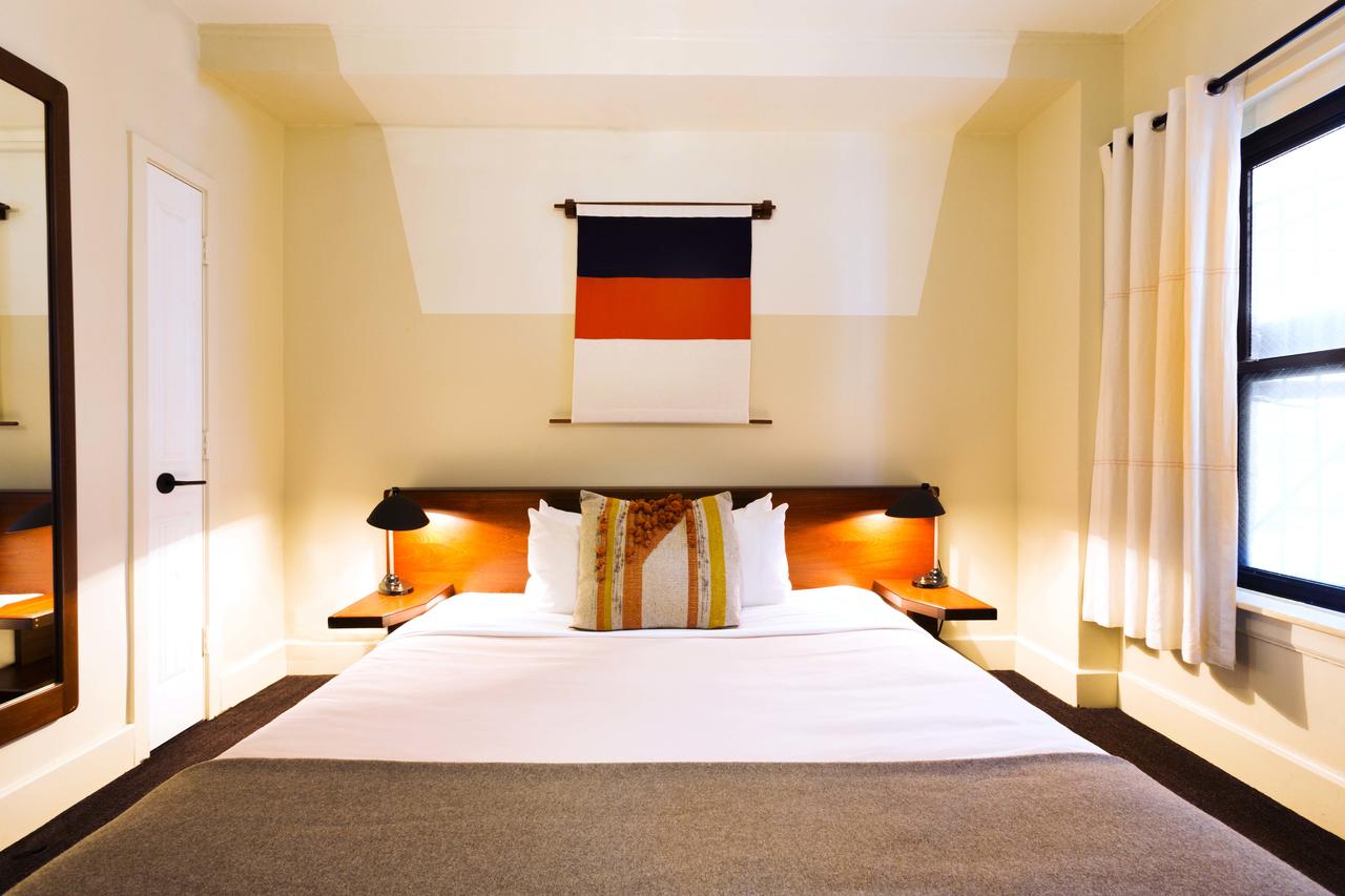 Freehand Chicago - thumb 8