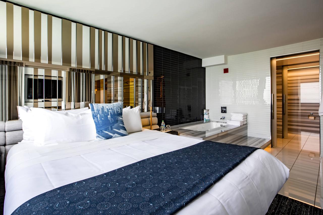 W Chicago - Lakeshore - thumb 32