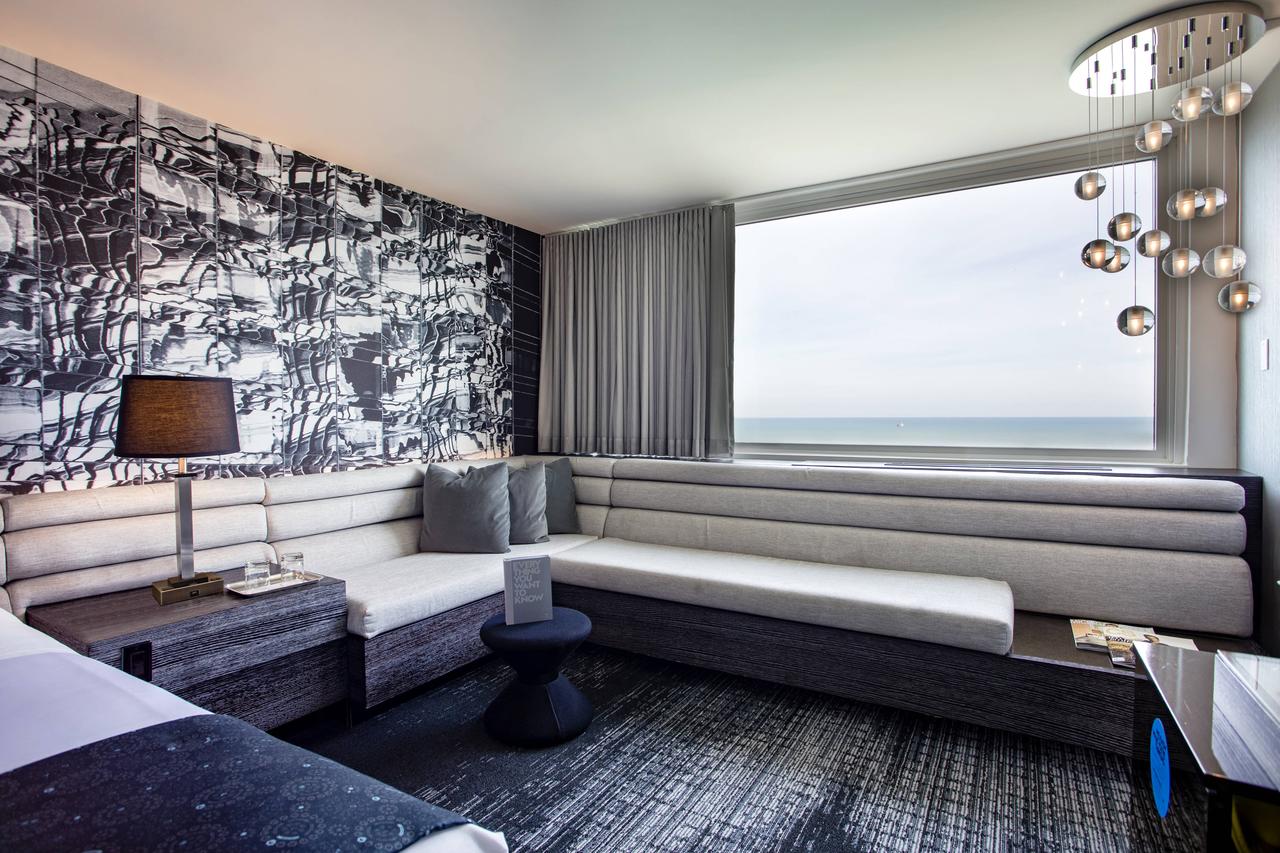 W Chicago - Lakeshore - thumb 9