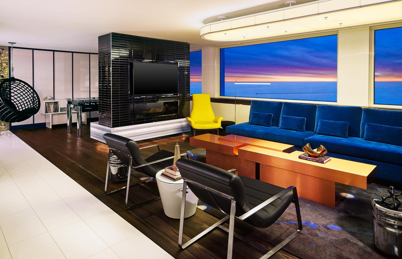 W Chicago - Lakeshore - thumb 34