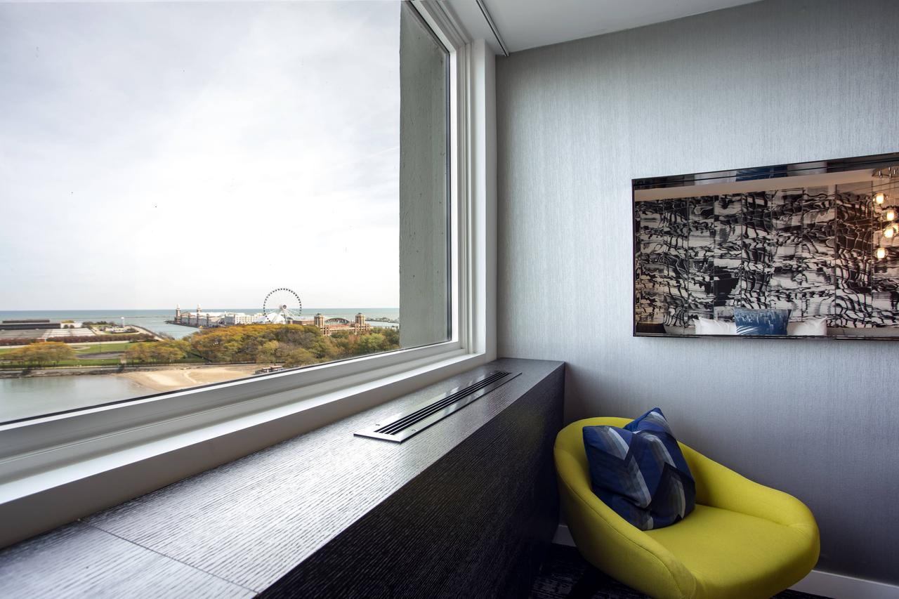 W Chicago - Lakeshore - thumb 22