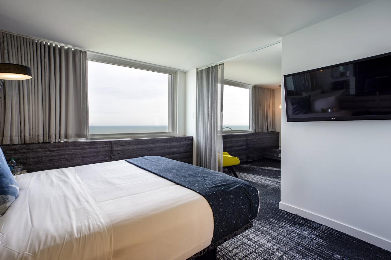 W Chicago - Lakeshore - thumb 26