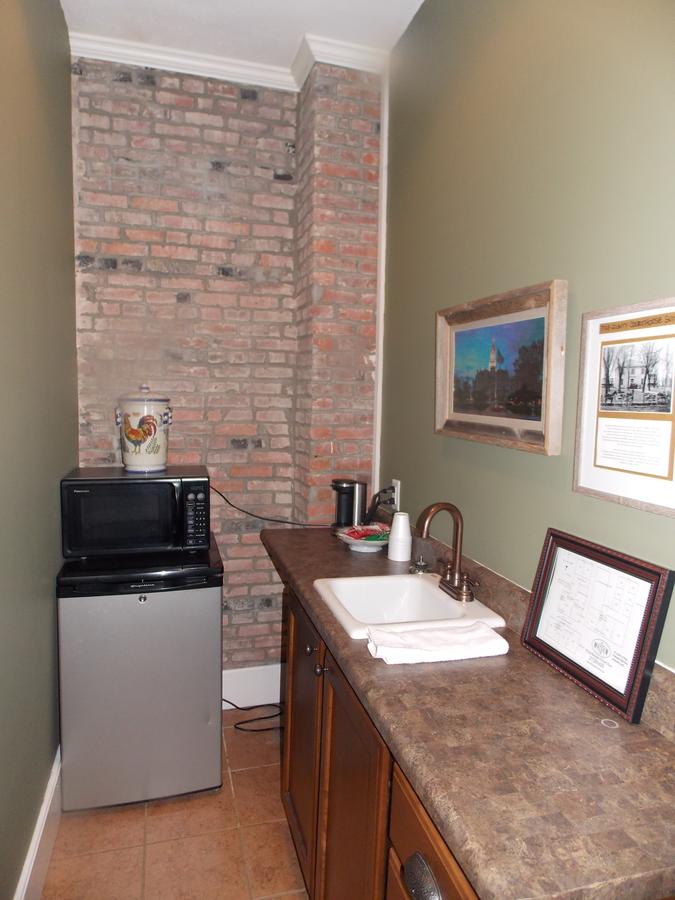 William Watson Hotel - thumb 4