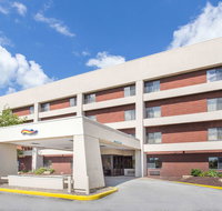 Baymont by Wyndham Davenport - Accommodation Missouri