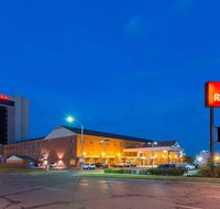 Ramada by Wyndham Topeka Downtown Hotel  Convention Center - Accommodation Missouri