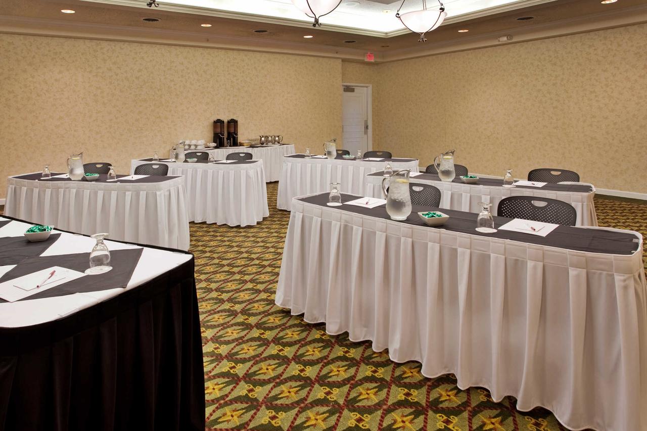 Radisson Hotel Lenexa Overland Park - thumb 18