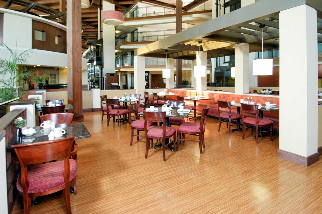 Radisson Hotel Lenexa Overland Park - thumb 9