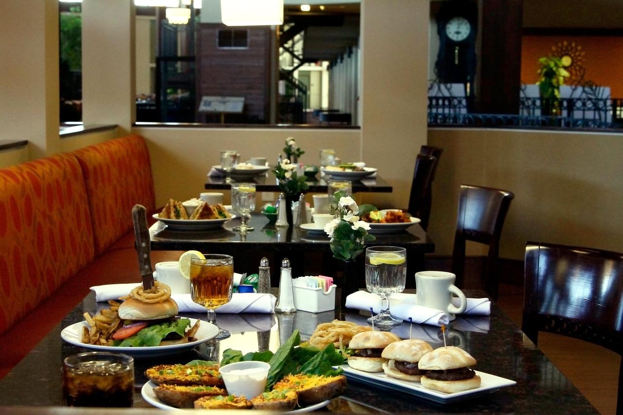 Radisson Hotel Lenexa Overland Park - thumb 29