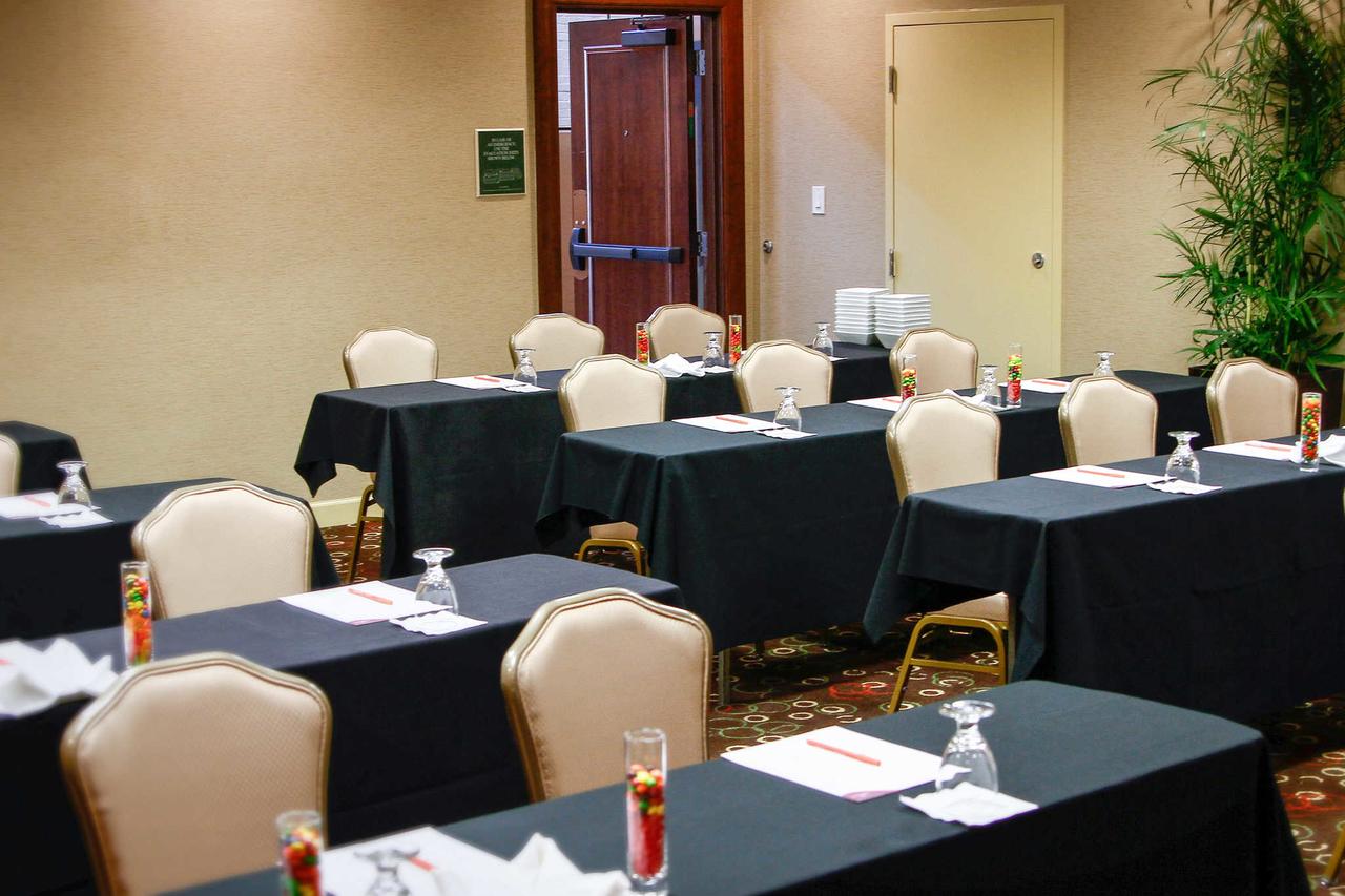 Radisson Hotel Lenexa Overland Park - thumb 19