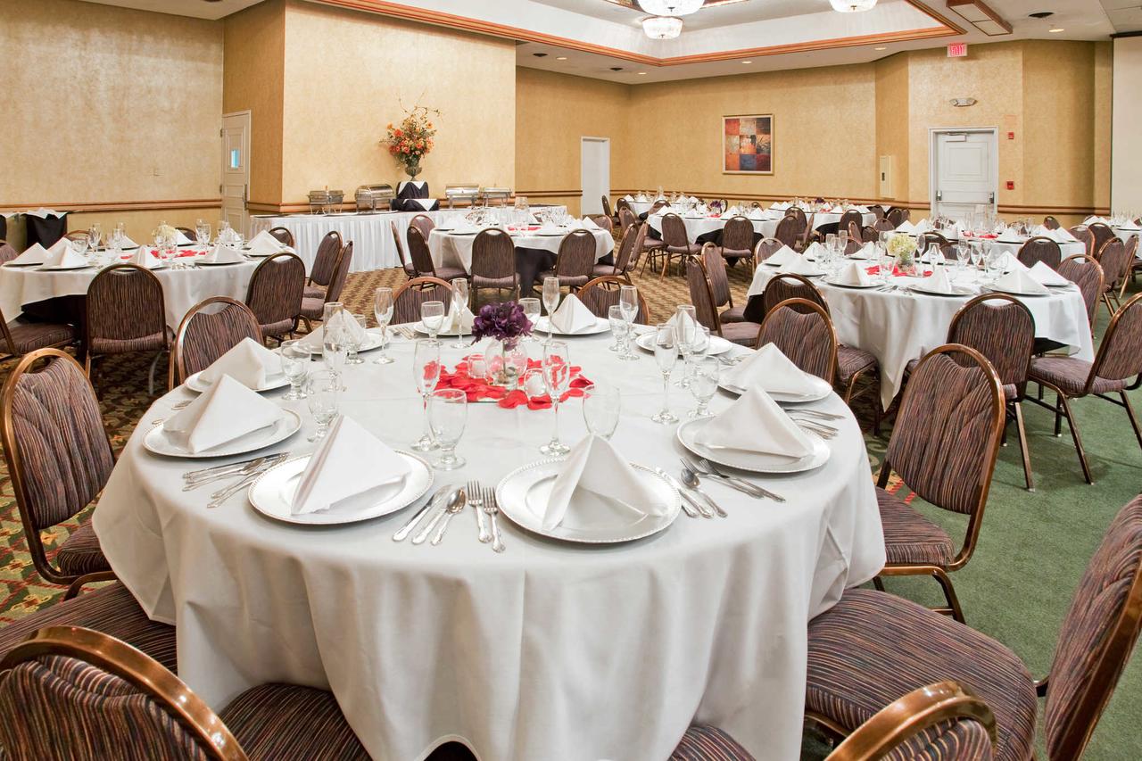 Radisson Hotel Lenexa Overland Park - thumb 23