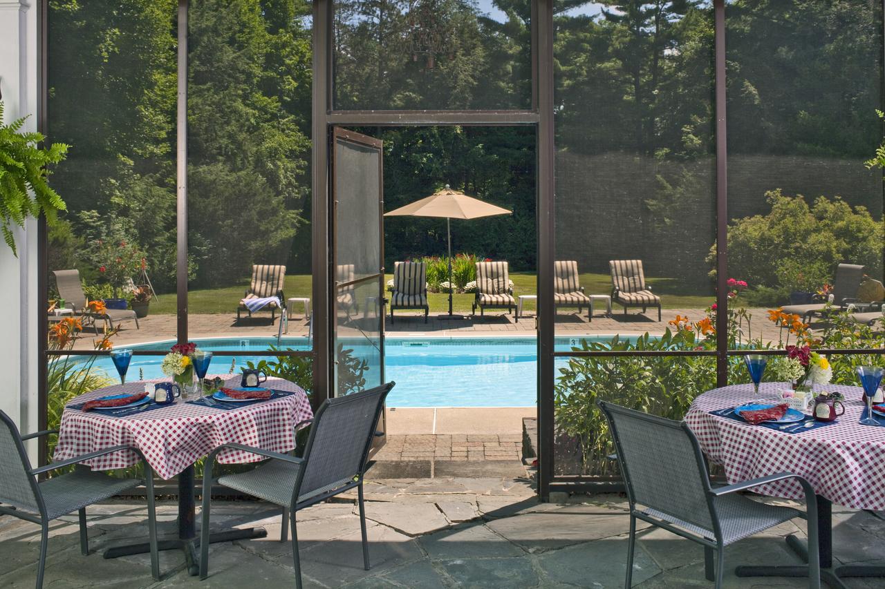 Applegate Inn - thumb 1