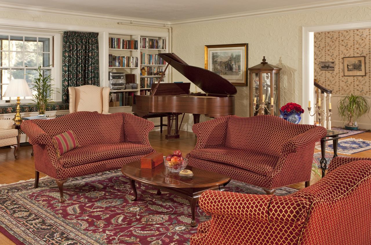 Applegate Inn - thumb 3