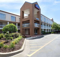 Howard Johnson by Wyndham Romulus Detroit Metro Airport - Accommodation Missouri