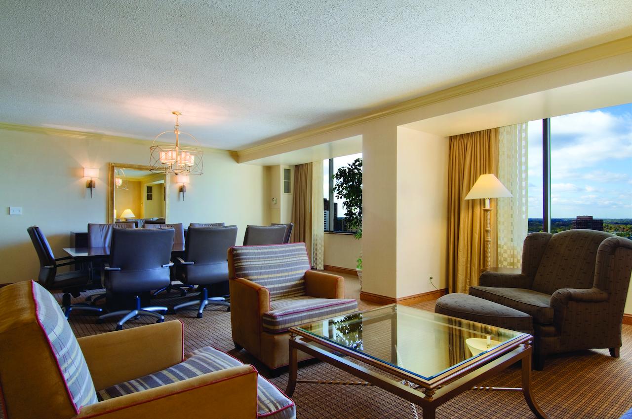 Hilton Minneapolis - thumb 15