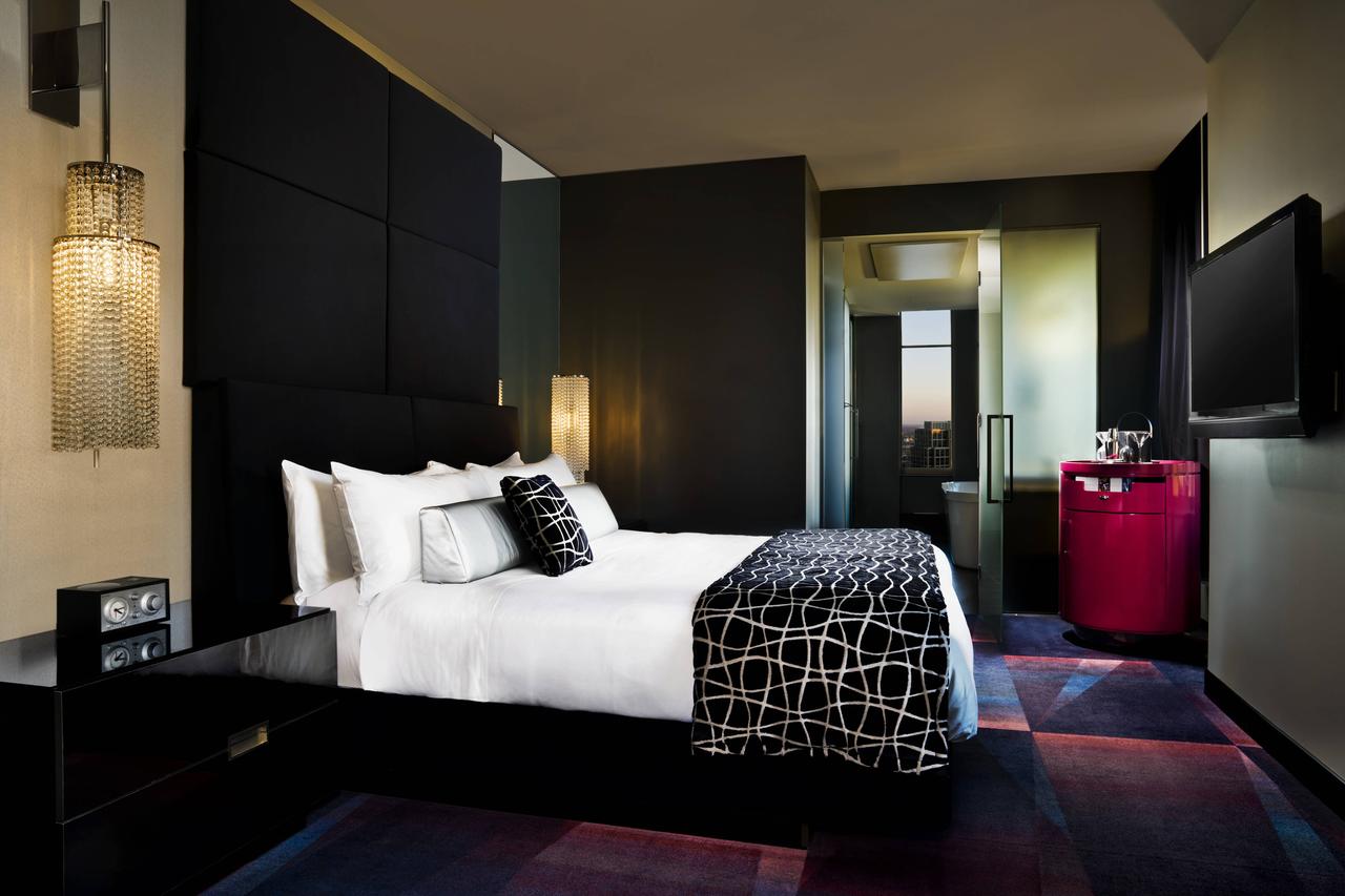 W Minneapolis - The Foshay - thumb 14