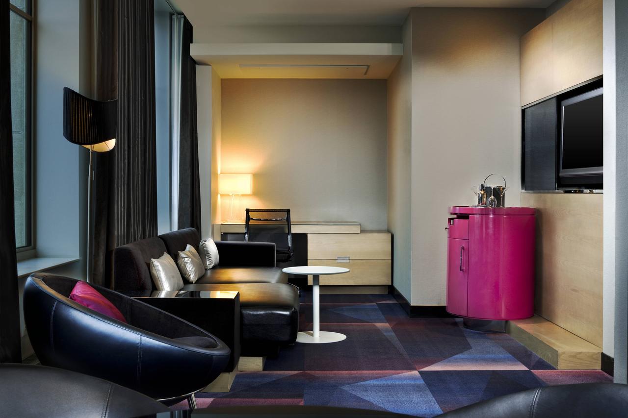 W Minneapolis - The Foshay - thumb 41