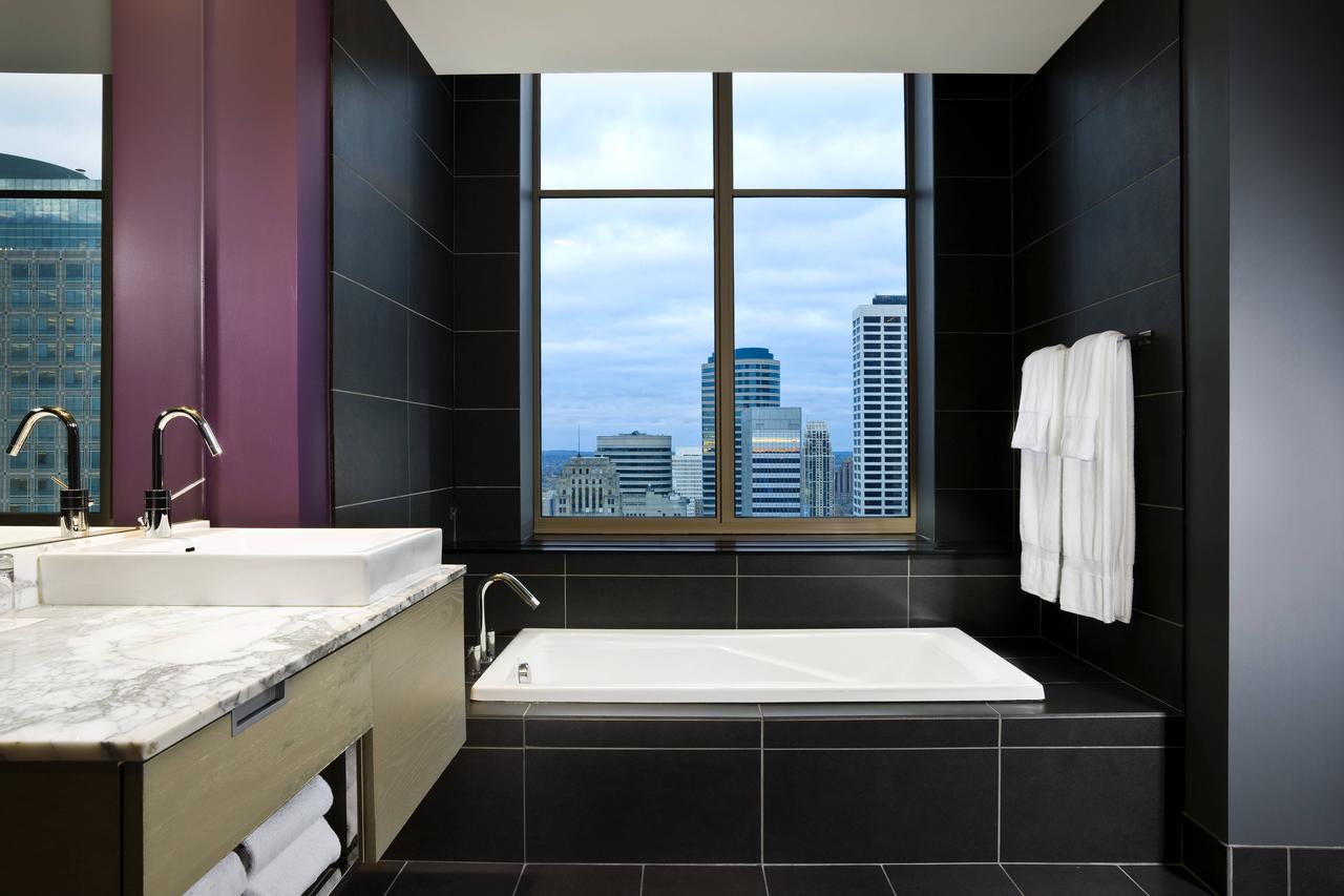 W Minneapolis - The Foshay - thumb 39