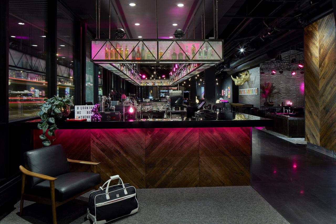 MOXY Minneapolis Uptown - thumb 7