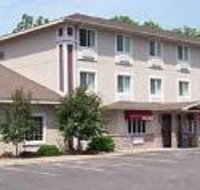 Budget Host Inn  Suites North Branch - Accommodation Missouri