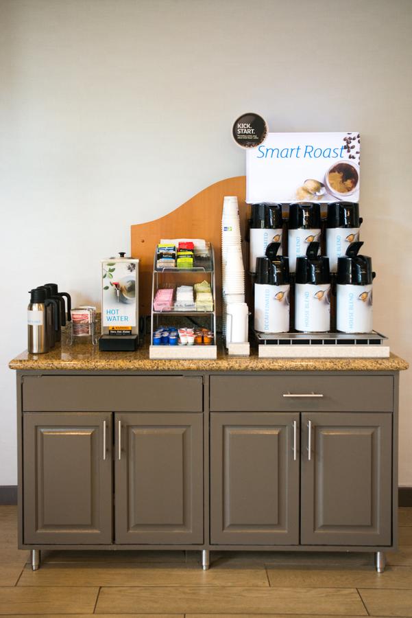 Holiday Inn Express Hotel & Suites Chanhassen - thumb 20