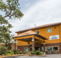 Days Inn by Wyndham Biloxi Beach - Accommodation Missouri