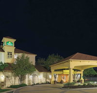 La Quinta by Wyndham St. Louis Westport - Accommodation Missouri