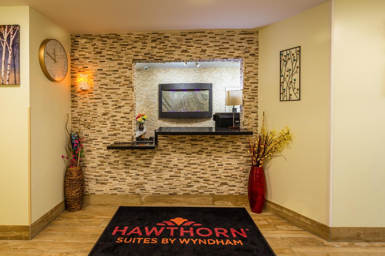 Hawthorn Suites By Wyndham St. Robert/Ft. Leonard Wood - thumb 17