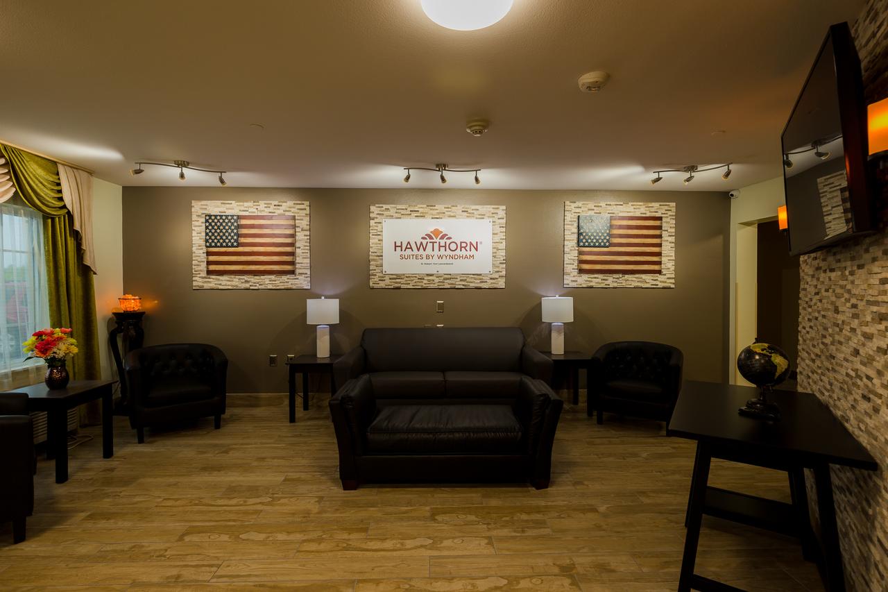 Hawthorn Suites By Wyndham St. Robert/Ft. Leonard Wood - thumb 5