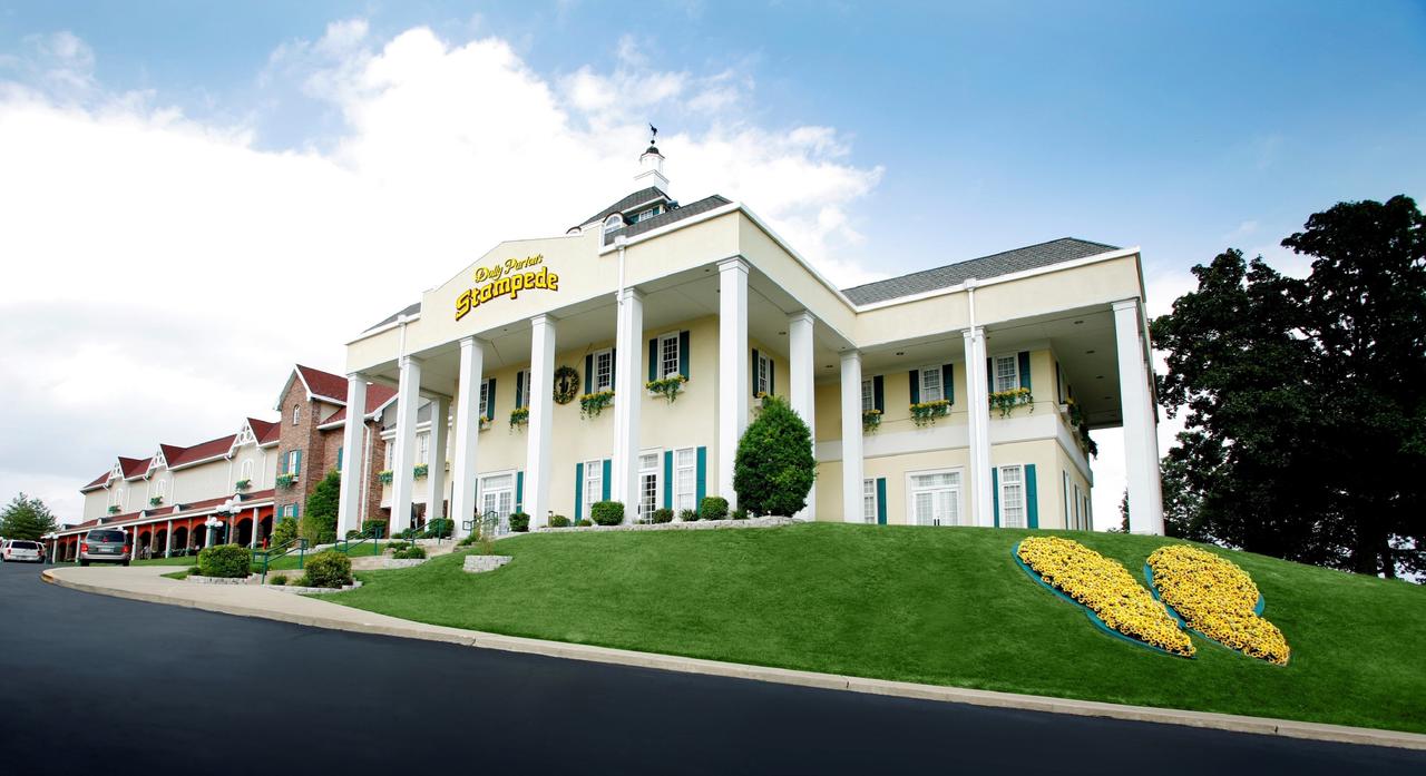 Holiday Inn Express Hotel & Suites Branson 76 Central - thumb 21