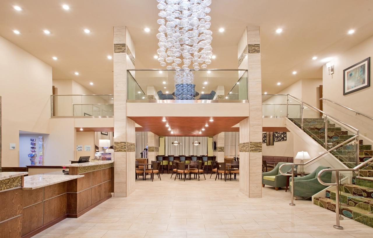 Holiday Inn Express Hotel & Suites Branson 76 Central - thumb 7