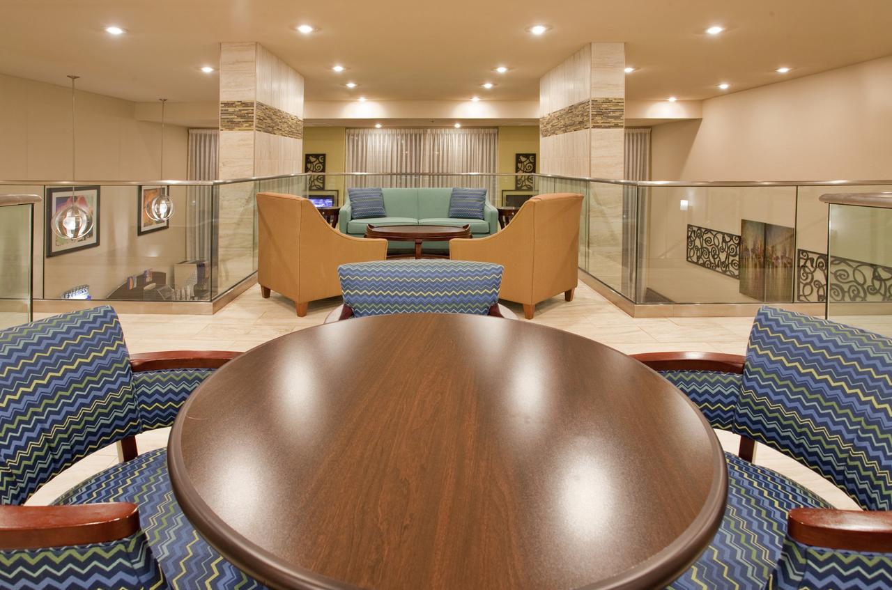 Holiday Inn Express Hotel & Suites Branson 76 Central - thumb 18