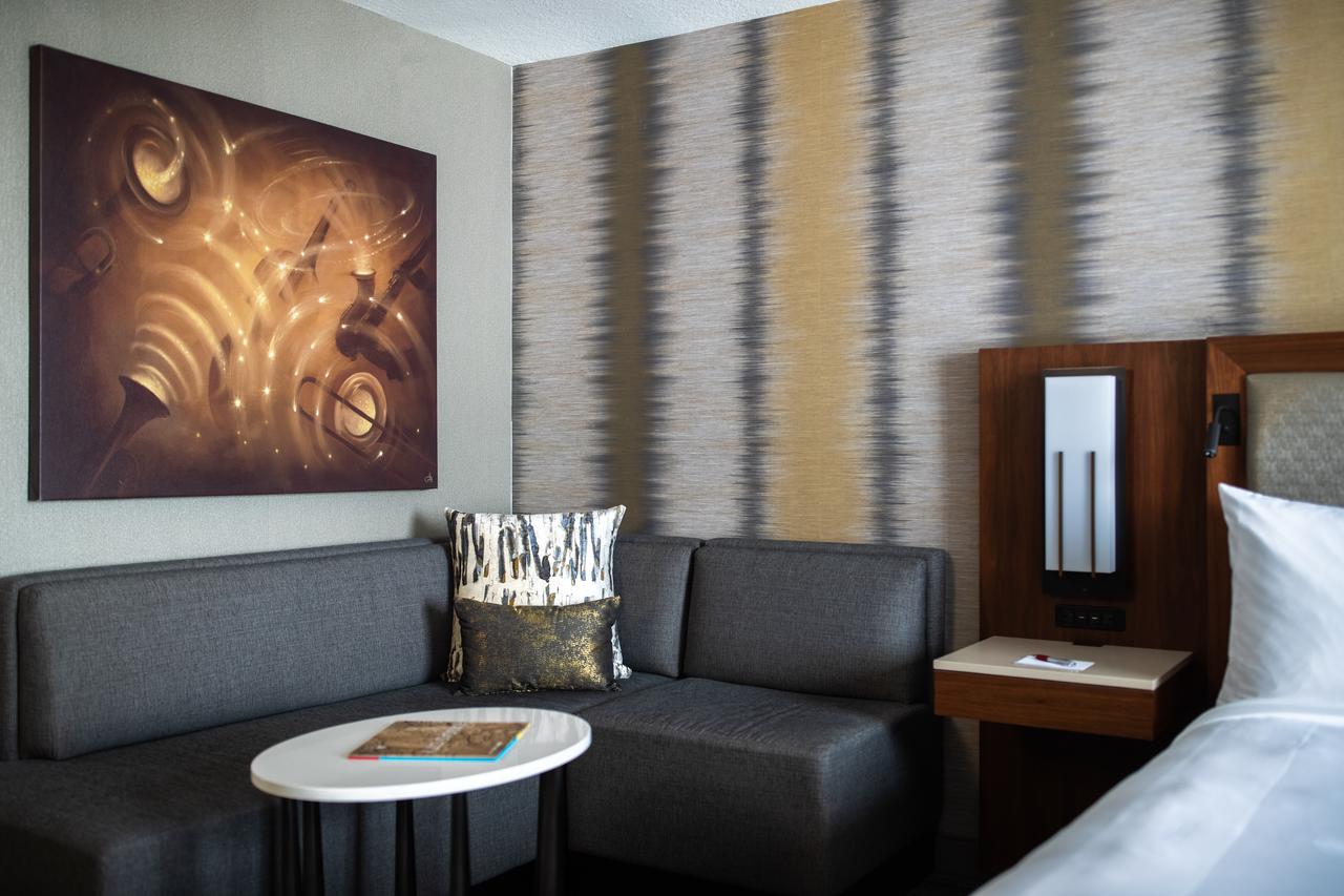 Kansas City Marriott Downtown - thumb 10