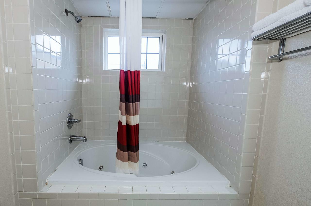Red Roof Inn St. Robert - Leonard Wood - thumb 6