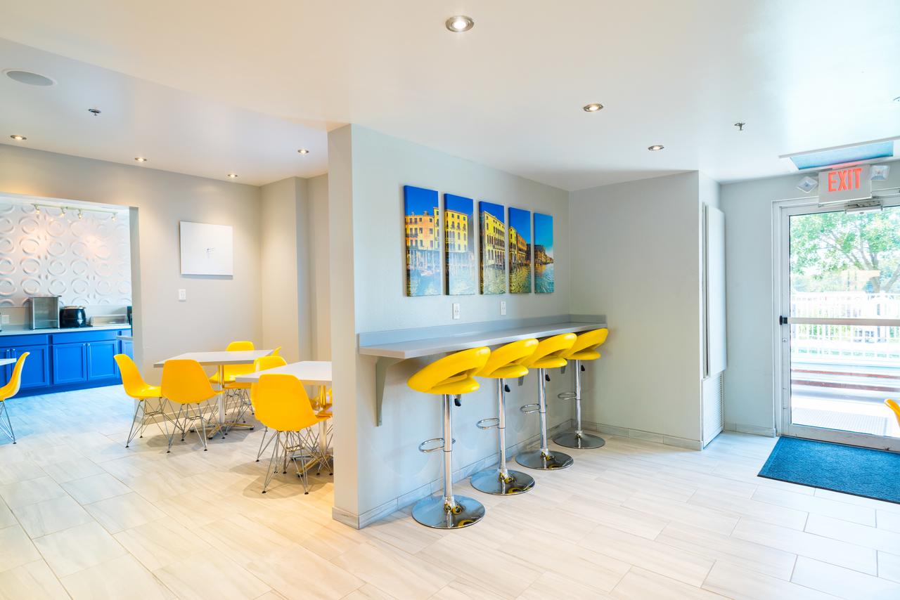 Studio Z Hotel/Extended Stay & Lounge - thumb 30