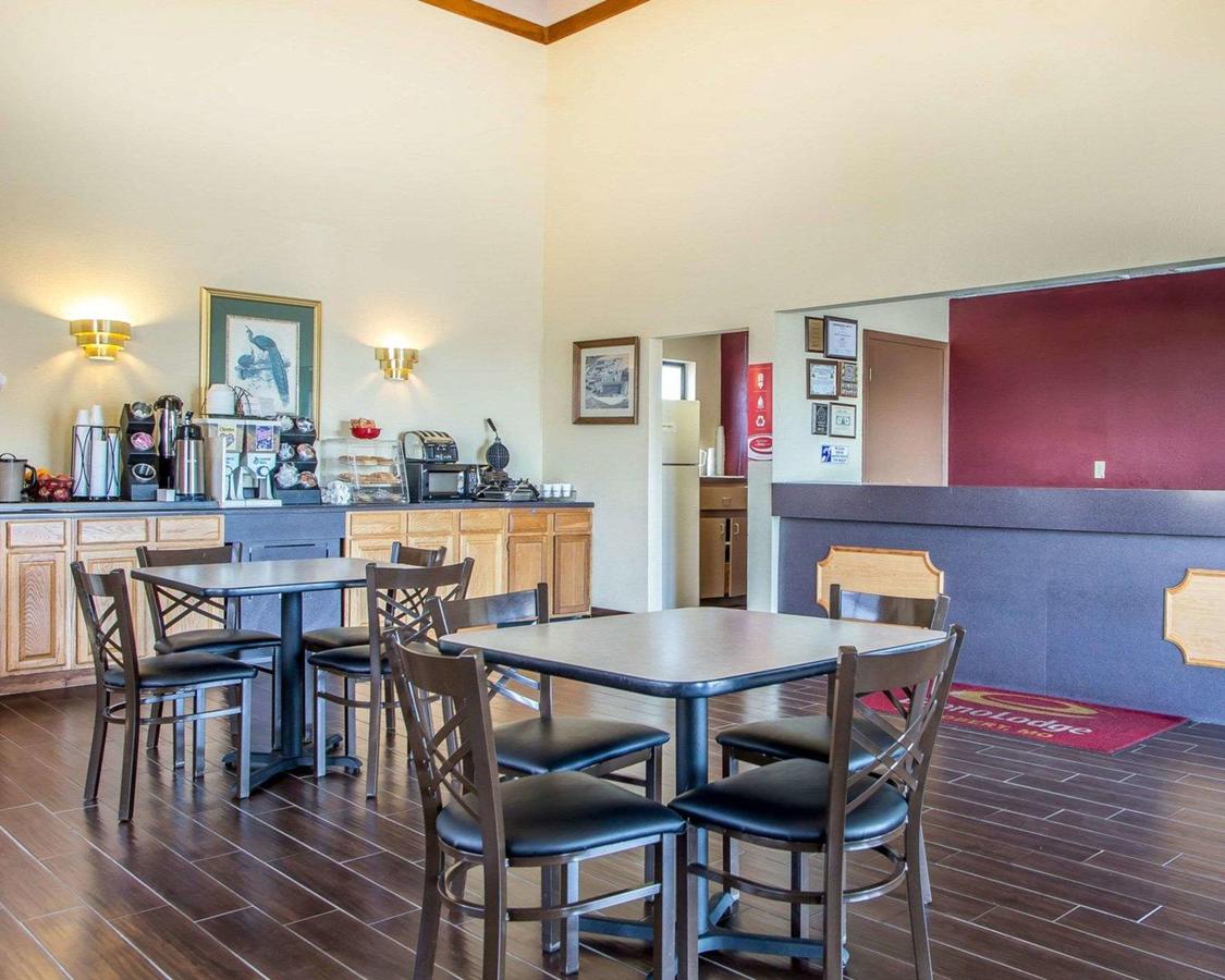 Econo Lodge Saint Robert - thumb 20