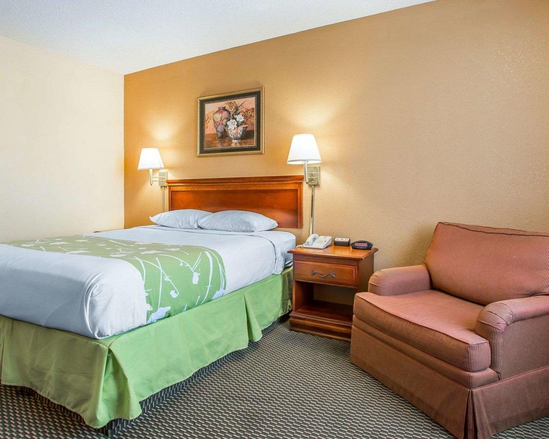 Econo Lodge Saint Robert - thumb 19