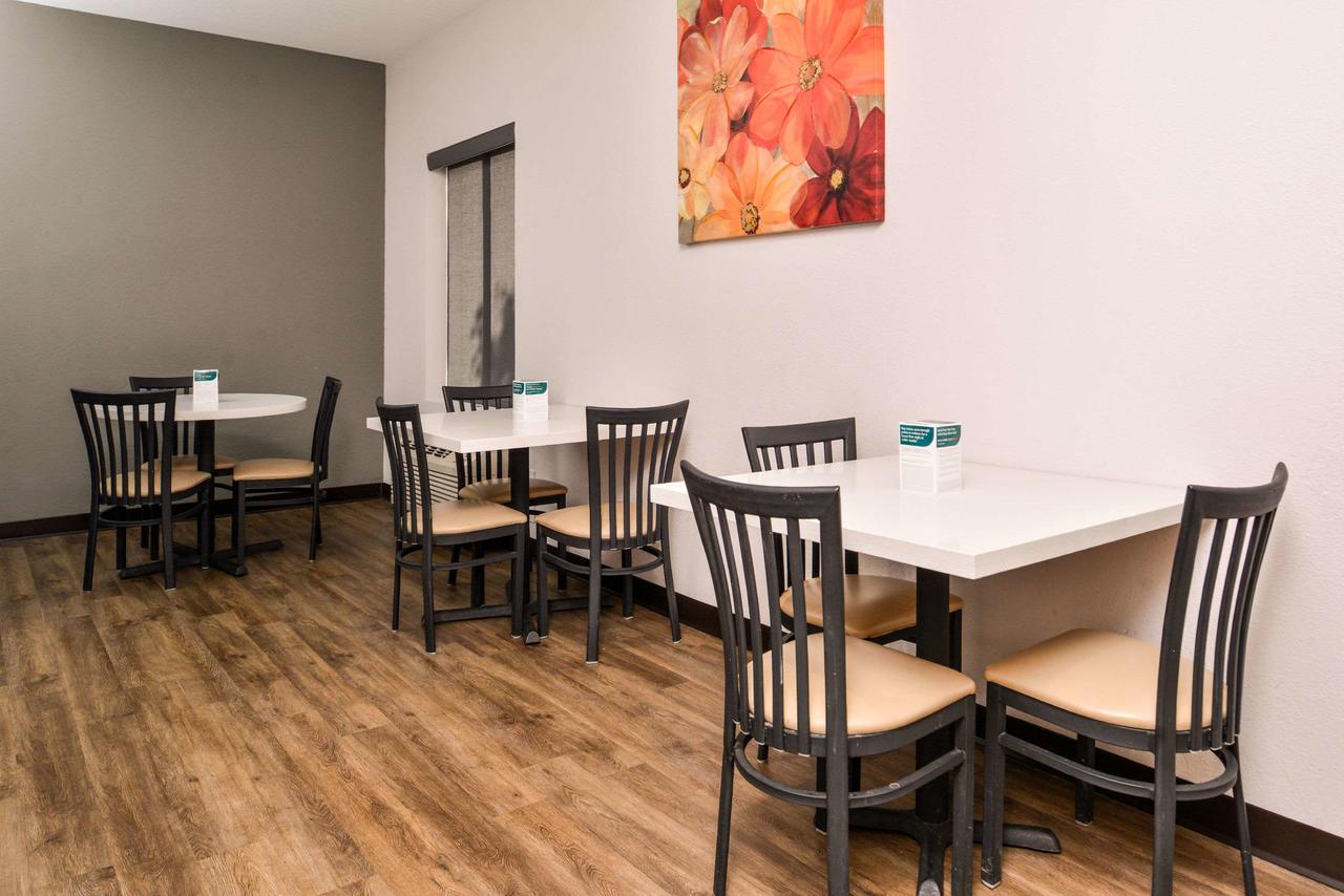 Quality Inn Joplin - thumb 13
