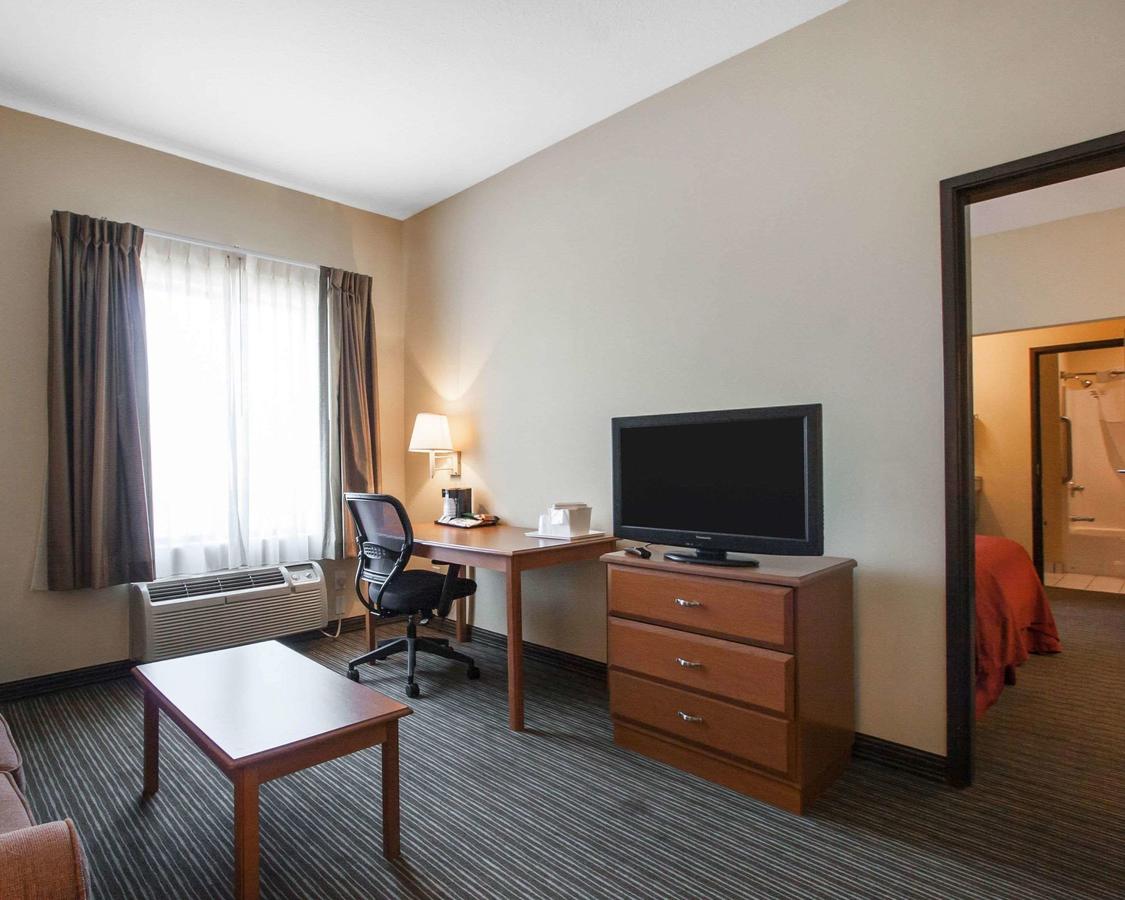 Quality Inn Joplin - thumb 23