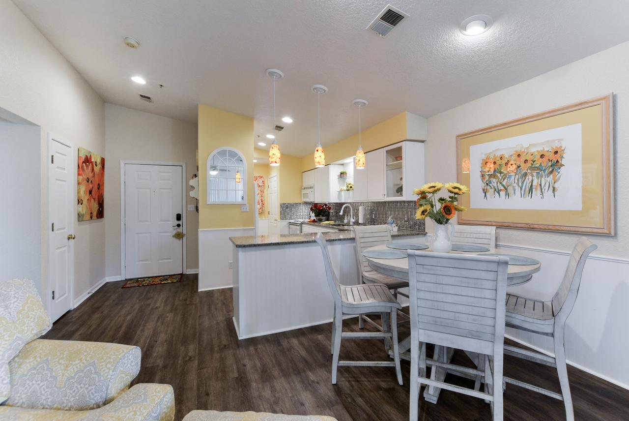 Nestled Inn - Premier Penthouse Resort Condo - thumb 6