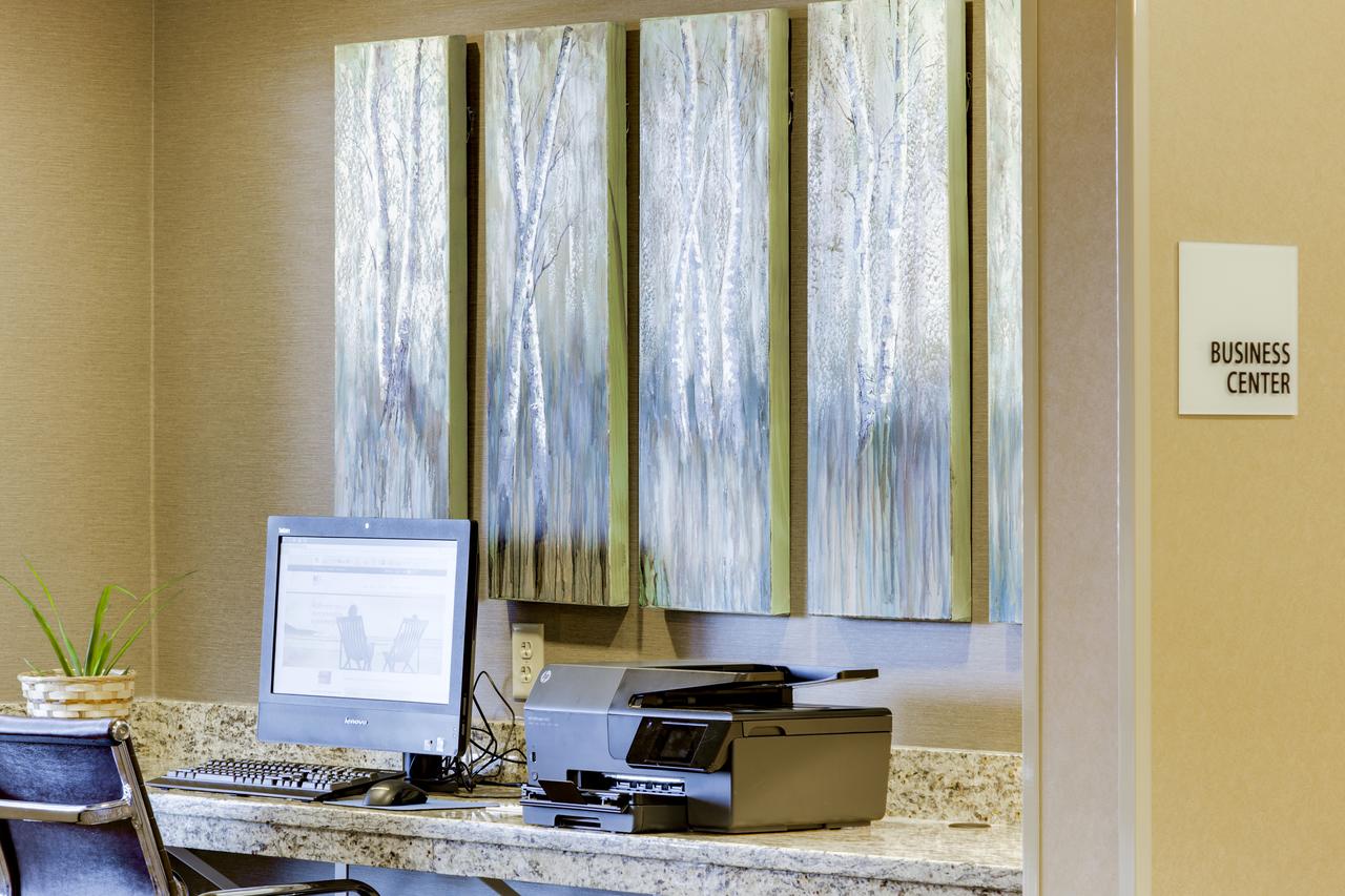 Holiday Inn Express & Suites Nevada - thumb 20