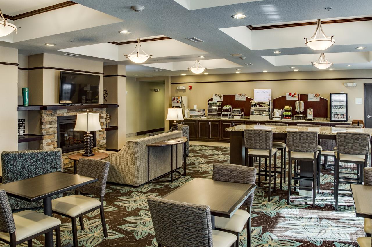 Holiday Inn Express & Suites Nevada - thumb 25