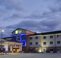 Holiday Inn Express  Suites Nevada - Accommodation Missouri