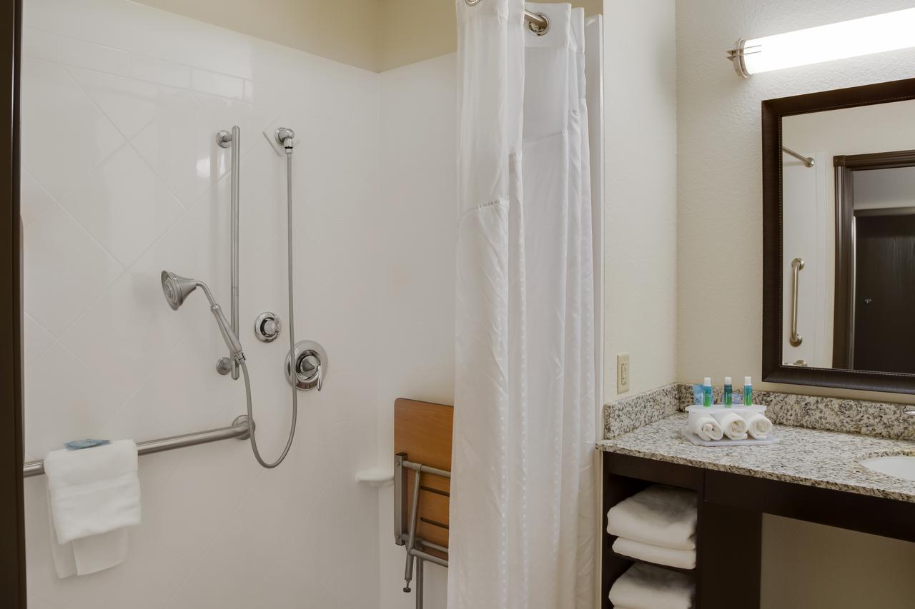 Holiday Inn Express & Suites Nevada - thumb 12
