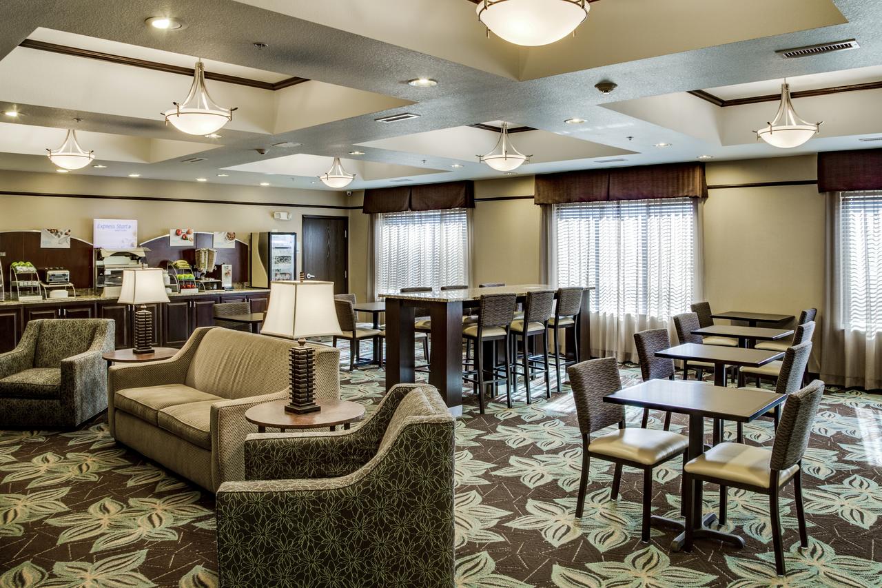 Holiday Inn Express & Suites Nevada - thumb 26