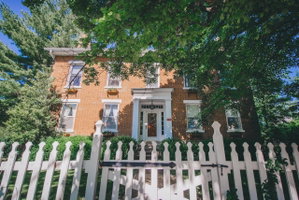 Old Caledonian Bed & Breakfast