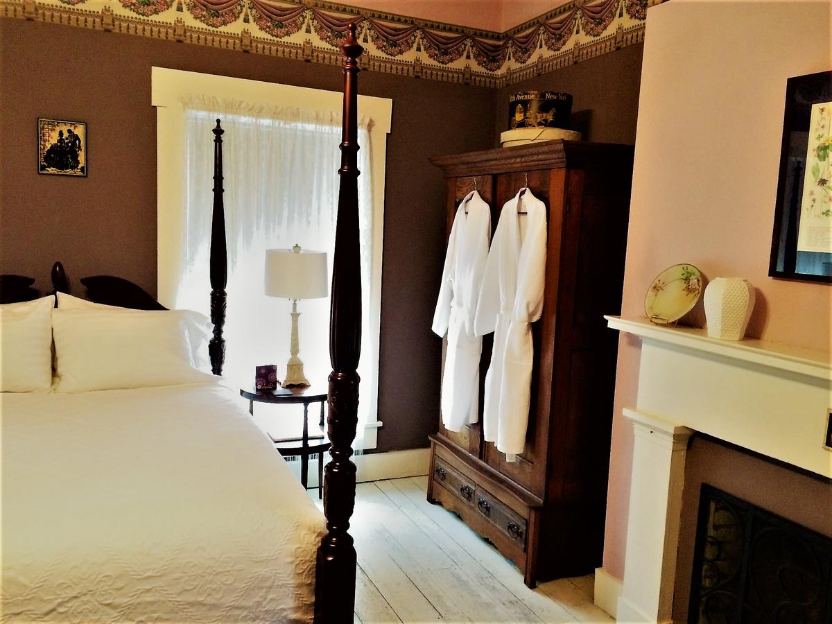 Old Caledonian Bed & Breakfast - thumb 39