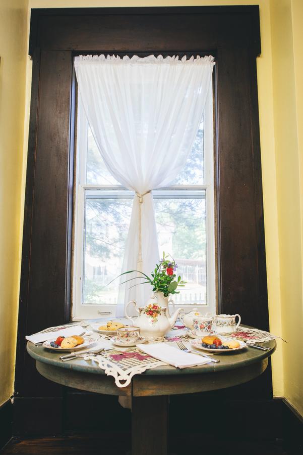 Old Caledonian Bed & Breakfast - thumb 10